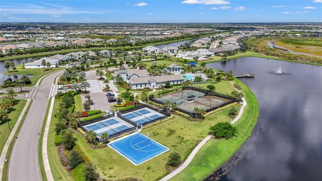 18232 CAYO LARGO PLACE, Lakewood Ranch, FL 34202
