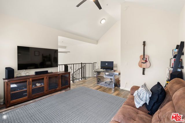 7101 La Tijera Boulevard J201, Los Angeles, CA 90045
