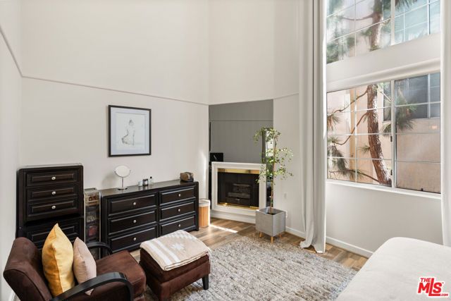 7101 La Tijera Boulevard J201, Los Angeles, CA 90045