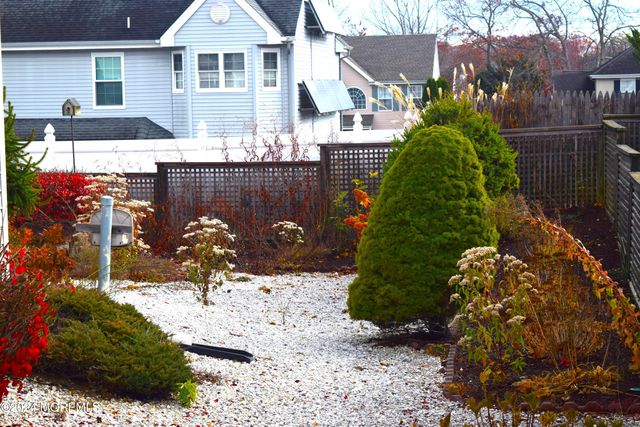 63 Lookout Drive, Manahawkin, NJ 08050