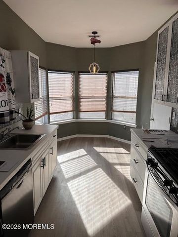 63 Lookout Drive, Manahawkin, NJ 08050