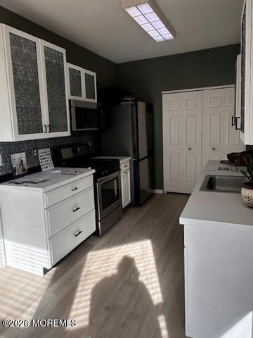 63 Lookout Drive, Manahawkin, NJ 08050