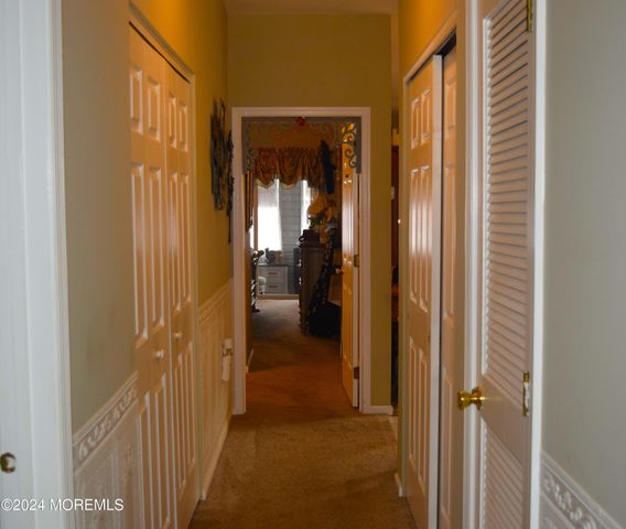 63 Lookout Drive, Manahawkin, NJ 08050