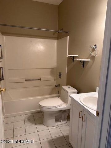 63 Lookout Drive, Manahawkin, NJ 08050