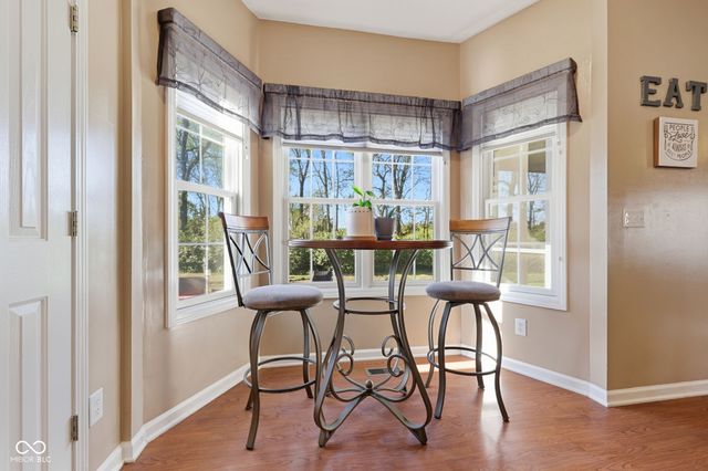 9103 Iris Lane, Zionsville, IN 46077