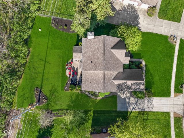 9103 Iris Lane, Zionsville, IN 46077