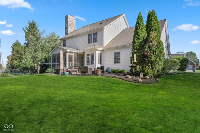 9103 Iris Lane, Zionsville, IN 46077