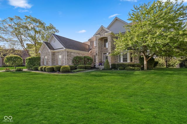 9103 Iris Lane, Zionsville, IN 46077