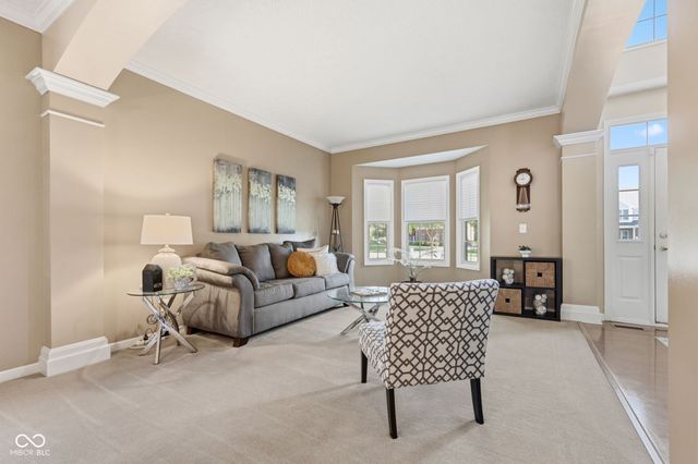 9103 Iris Lane, Zionsville, IN 46077