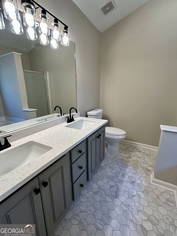 125 Montrose Way, Lagrange, GA 30240