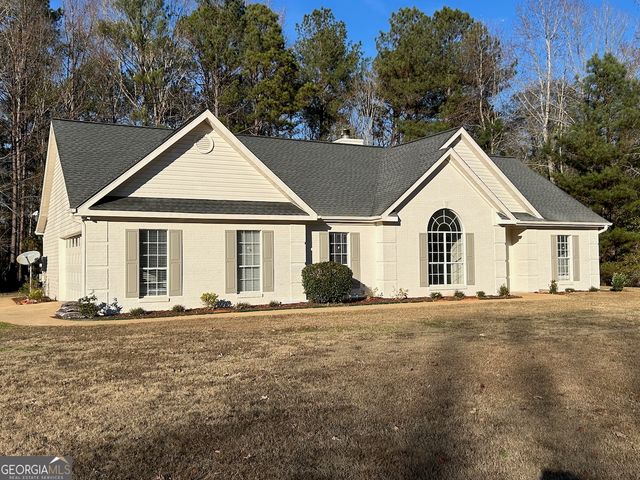 125 Montrose Way, Lagrange, GA 30240