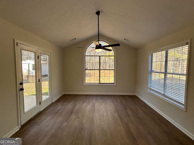 125 Montrose Way, Lagrange, GA 30240