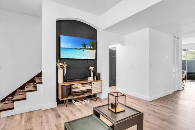 3825 SCHOOLHOUSE ROAD E 5, Fort Myers, FL 33916