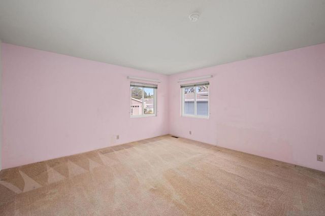 4465 Topaz Ln, Oceanside, CA 92056