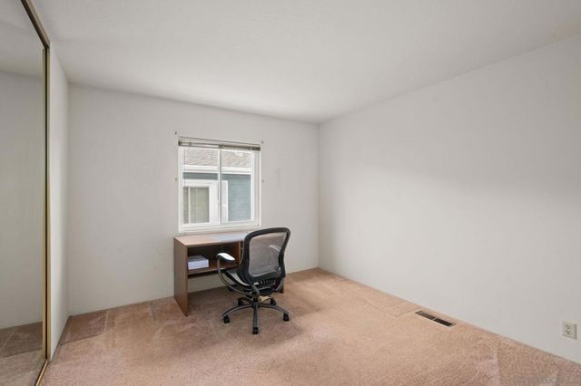 4465 Topaz Ln, Oceanside, CA 92056