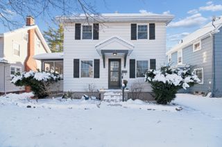 911 4th Street, Jackson, MI 49203