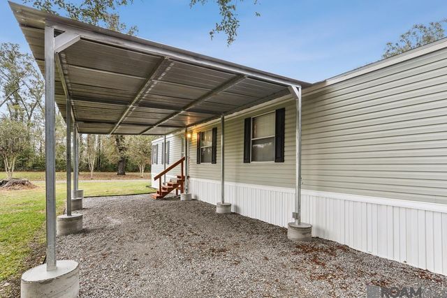12192 Roddy Rd, Gonzales, LA 70737