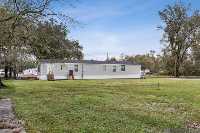 12192 Roddy Rd, Gonzales, LA 70737