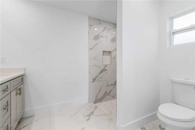 2812 65TH ST W, Lehigh Acres, FL 33971