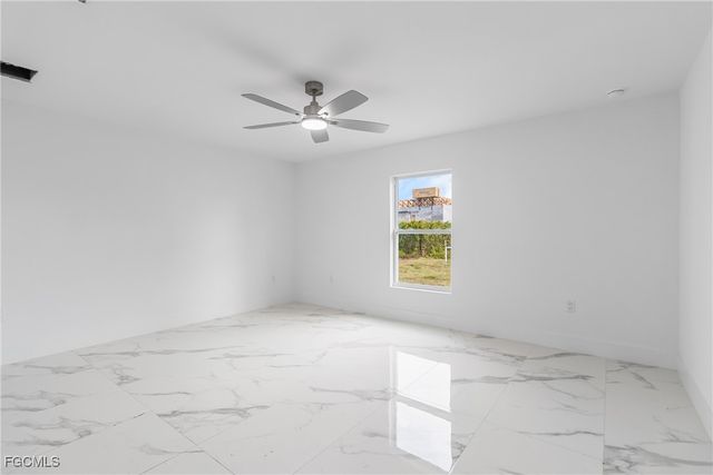 2812 65TH ST W, Lehigh Acres, FL 33971