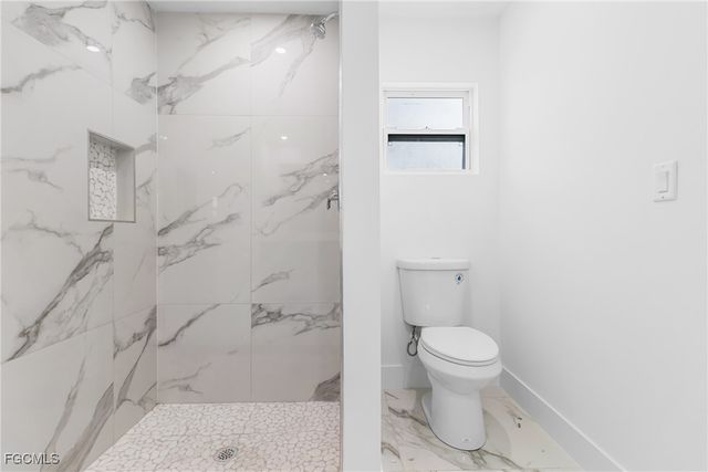 2812 65TH ST W, Lehigh Acres, FL 33971