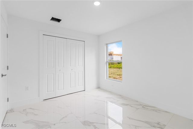 2812 65TH ST W, Lehigh Acres, FL 33971