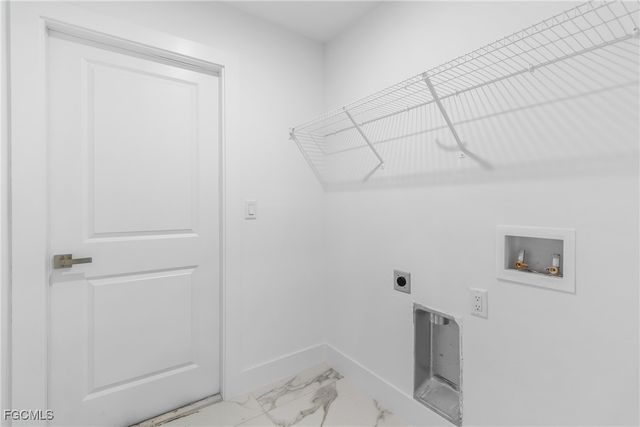 2812 65TH ST W, Lehigh Acres, FL 33971