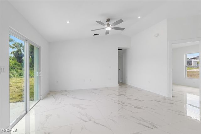 2812 65TH ST W, Lehigh Acres, FL 33971