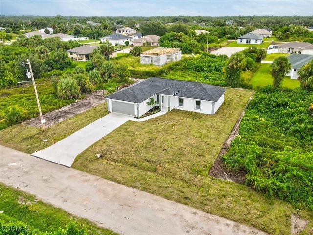 2812 65TH ST W, Lehigh Acres, FL 33971