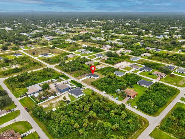 2812 65TH ST W, Lehigh Acres, FL 33971