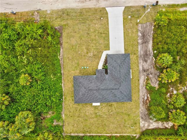 2812 65TH ST W, Lehigh Acres, FL 33971