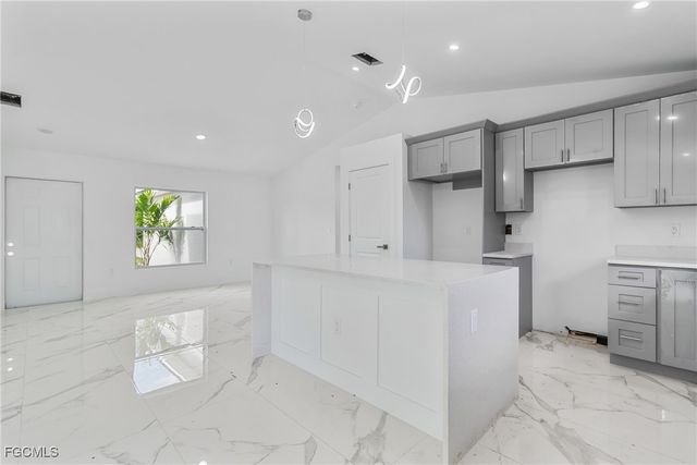 2812 65TH ST W, Lehigh Acres, FL 33971