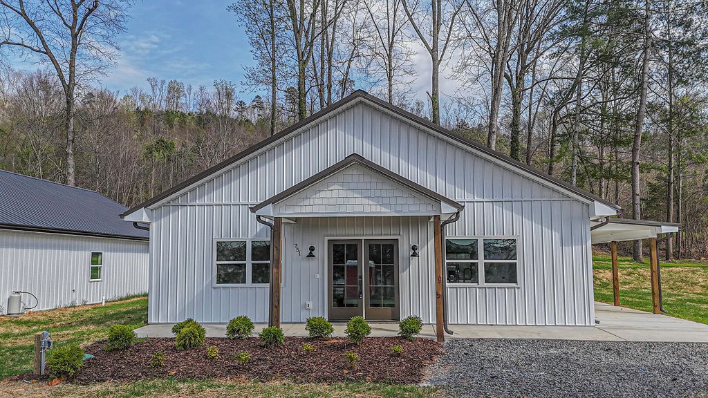 759 Lead Mine Valley Road SW, Cleveland, TN 37311
