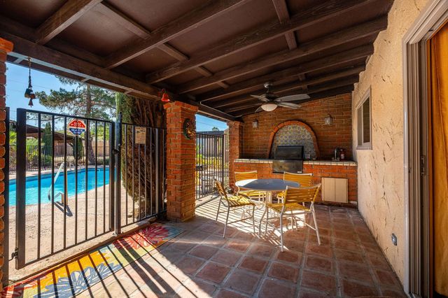 7579 Balsa Avenue, Yucca Valley, CA 92284