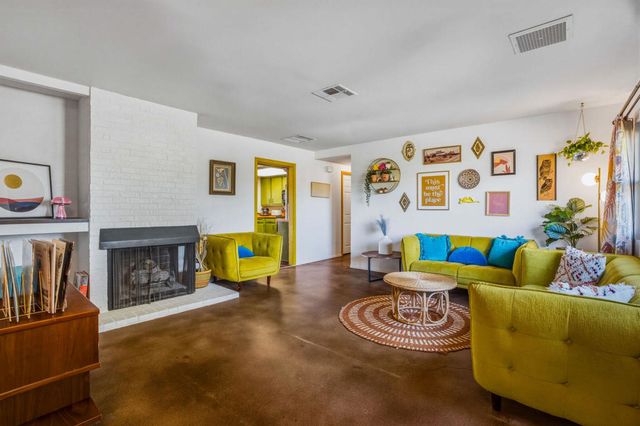 7579 Balsa Avenue, Yucca Valley, CA 92284