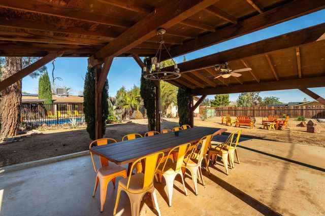 7579 Balsa Avenue, Yucca Valley, CA 92284