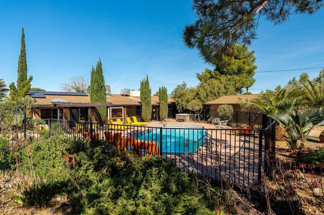 7579 Balsa Avenue, Yucca Valley, CA 92284