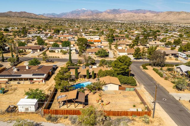 7579 Balsa Avenue, Yucca Valley, CA 92284