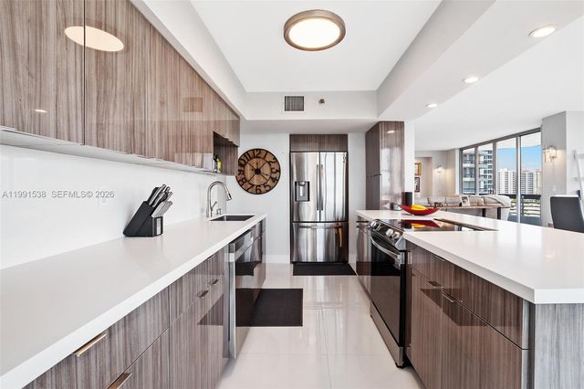 3600 Mystic Pointe Dr 1212, Aventura, FL 33180