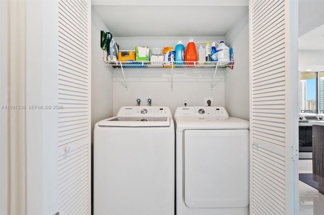 3600 Mystic Pointe Dr 1212, Aventura, FL 33180