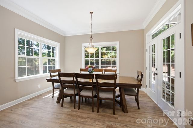 130 Lakeshore Hills Drive, Mooresville, NC 28117