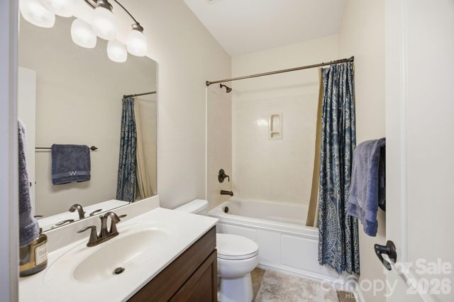 130 Lakeshore Hills Drive, Mooresville, NC 28117