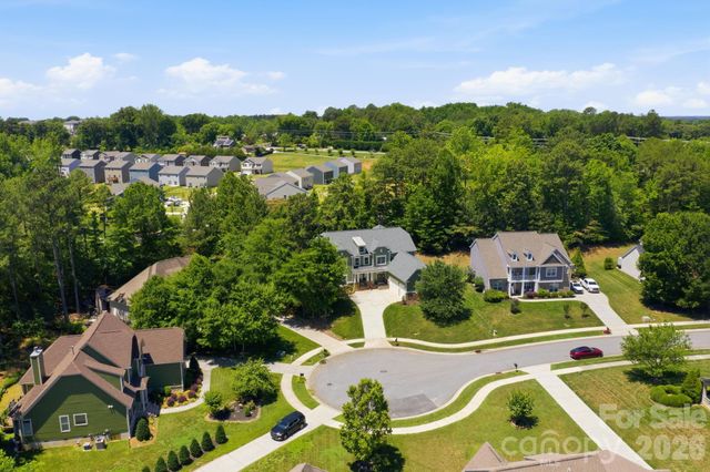 130 Lakeshore Hills Drive, Mooresville, NC 28117