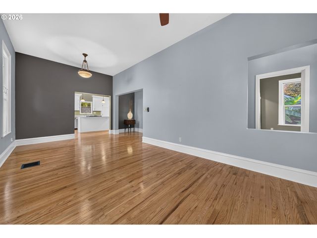 841 JACKSON St, Eugene, OR 97402