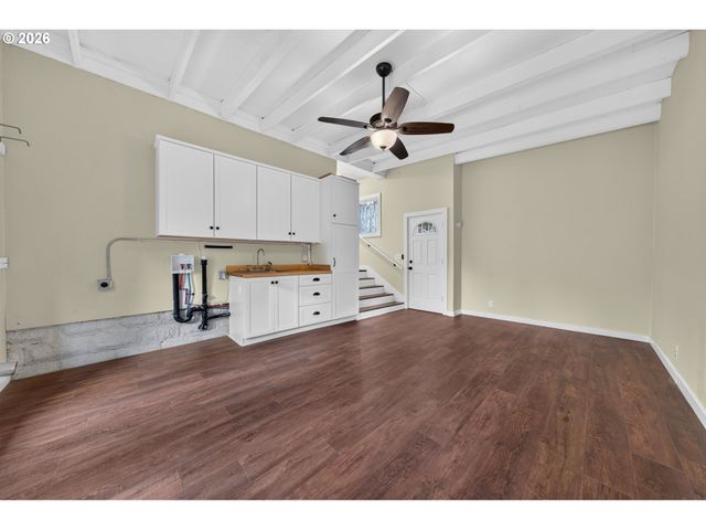 841 JACKSON St, Eugene, OR 97402