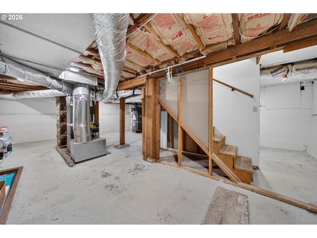 841 JACKSON St, Eugene, OR 97402