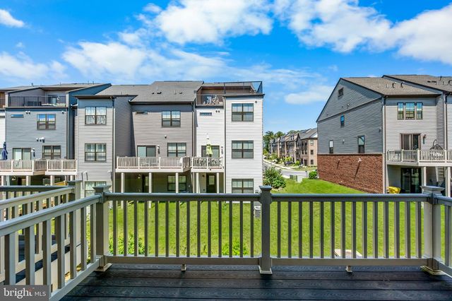 530 LEVANNA LN, Glen Burnie, MD 21060