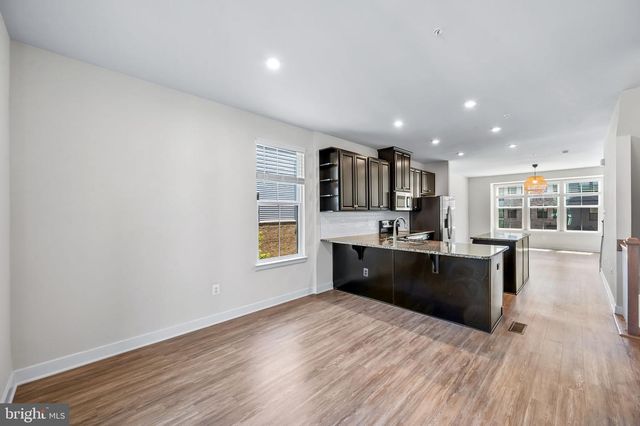 530 LEVANNA LN, Glen Burnie, MD 21060