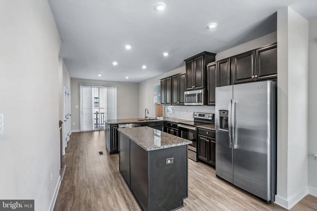 530 LEVANNA LN, Glen Burnie, MD 21060