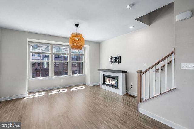 530 LEVANNA LN, Glen Burnie, MD 21060